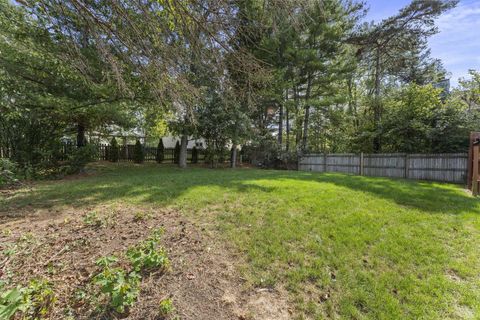 Tiny photo for 4960 Honeysuckle Boulevard, Columbus, OH 43230 (MLS # 225037264)