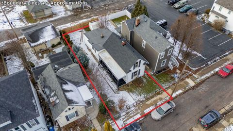 Tiny photo for 1361 City Park Avenue, Columbus, OH 43207 (MLS # 226000554)