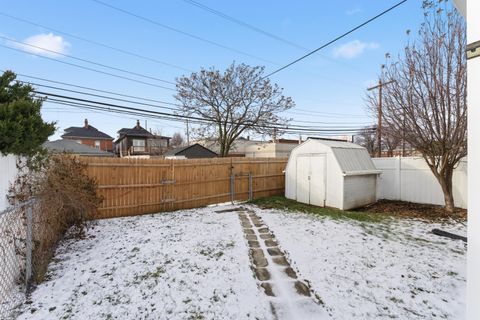 Tiny photo for 1361 City Park Avenue, Columbus, OH 43207 (MLS # 226000554)