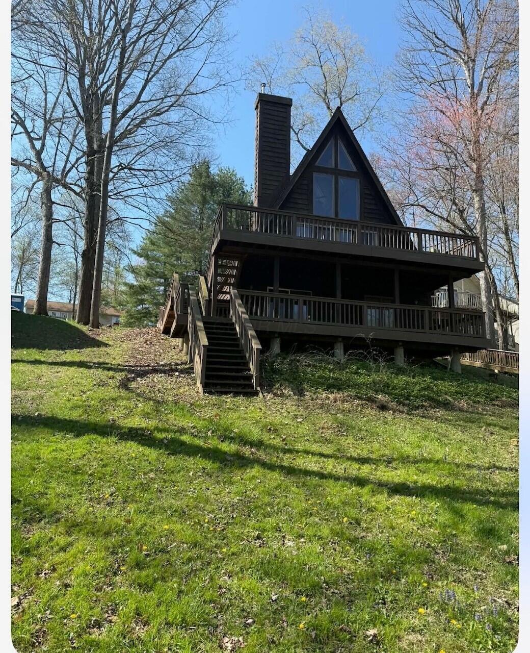 503 Greenacre Circle