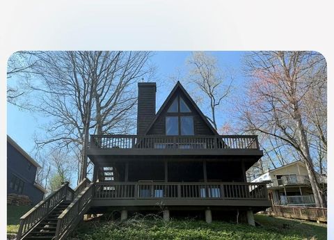 Photo of 503 Greenacre Circle, Howard, OH 43028 (MLS # 226012963)