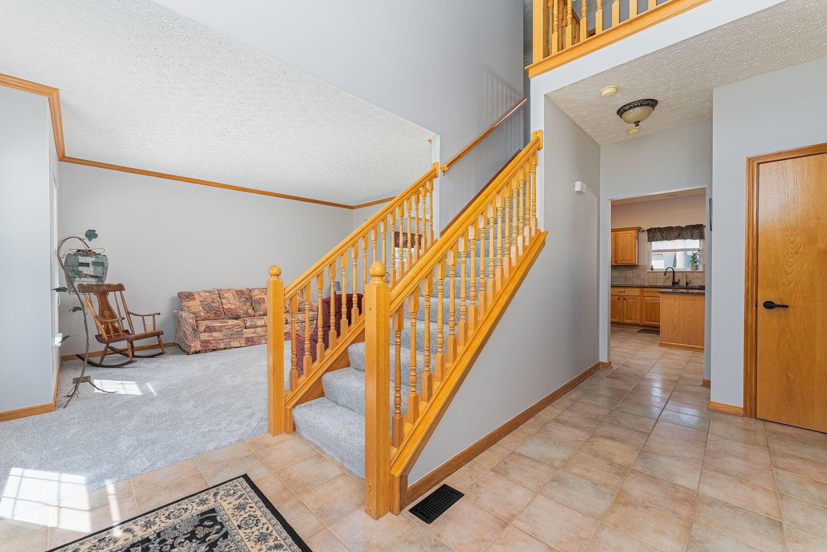 1135 Northwood Circle, New Albany, Ohio image 5