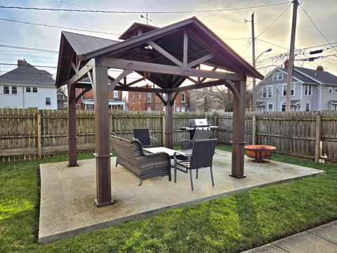 Tiny photo for 711 S 22nd Street, Columbus, OH 43205 (MLS # 226000832)