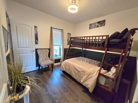 Tiny photo for 711 S 22nd Street, Columbus, OH 43205 (MLS # 226000832)