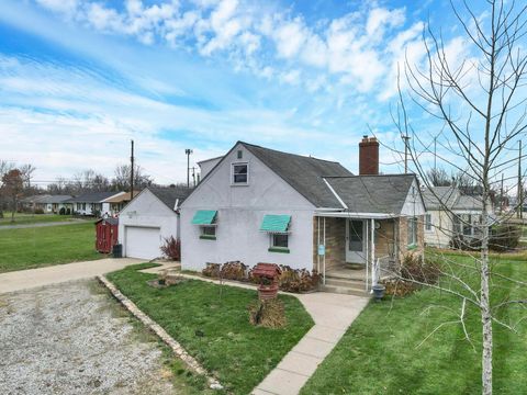 Tiny photo for 527 N Hague Avenue, Columbus, OH 43204 (MLS # 225044442)