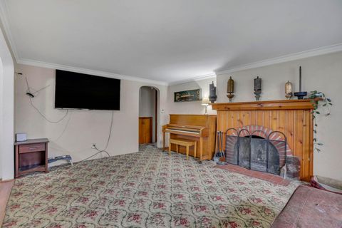 Tiny photo for 527 N Hague Avenue, Columbus, OH 43204 (MLS # 225044442)