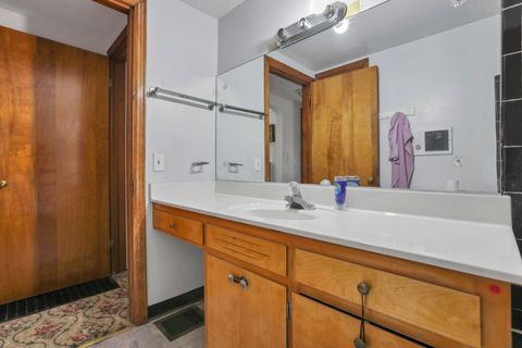 Tiny photo for 527 N Hague Avenue, Columbus, OH 43204 (MLS # 225044442)