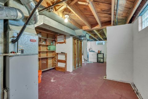 Tiny photo for 527 N Hague Avenue, Columbus, OH 43204 (MLS # 225044442)