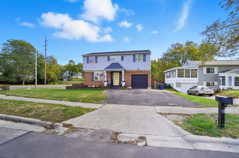 Tiny photo for 1520 Fall Brook Road, Columbus, OH 43223 (MLS # 225038995)