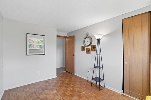 Tiny photo for 1520 Fall Brook Road, Columbus, OH 43223 (MLS # 225038995)