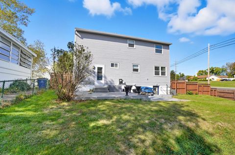 Tiny photo for 1520 Fall Brook Road, Columbus, OH 43223 (MLS # 225038995)