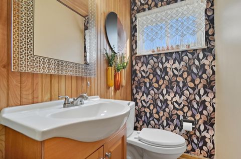 Tiny photo for 1520 Fall Brook Road, Columbus, OH 43223 (MLS # 225038995)