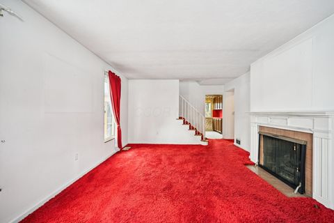 Tiny photo for 2018 Inchcliff Road, Columbus, OH 43221 (MLS # 226002884)