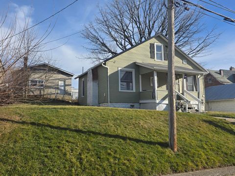 Photo of 78 S Cherry Street, Mount Gilead, OH 43338 (MLS # 226000618)