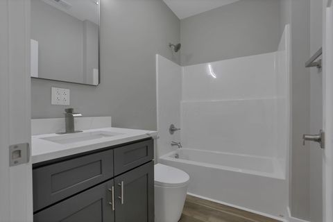 Tiny photo for 5705 Dahlia Drive NE, Thornville, OH 43076 (MLS # 226000842)