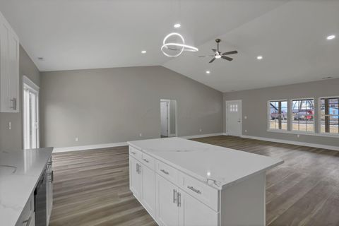 Tiny photo for 5705 Dahlia Drive NE, Thornville, OH 43076 (MLS # 226000842)