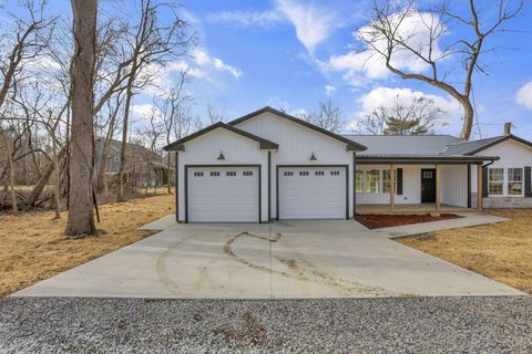 Tiny photo for 5705 Dahlia Drive NE, Thornville, OH 43076 (MLS # 226000842)