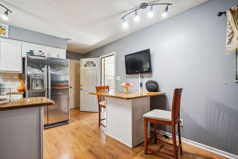 Tiny photo for 2937 Rundell Drive, Columbus, OH 43204 (MLS # 225044997)