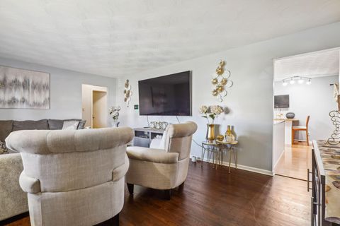 Tiny photo for 2937 Rundell Drive, Columbus, OH 43204 (MLS # 225044997)