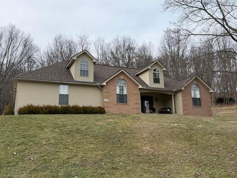 Photo of 2363 Turnberry Court, Newark, OH 43055 (MLS # 226004690)