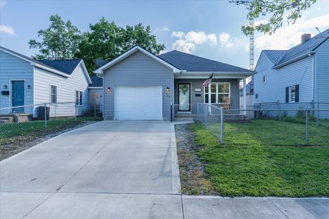 Photo of 707 S Main Street, Washington Court House, OH 43160 (MLS # 226017101)