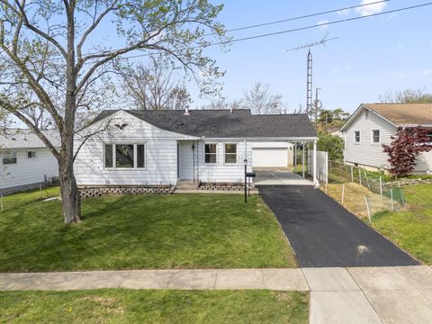 Photo of 1101 Harwood Drive, Columbus, OH 43228 (MLS # 226012008)
