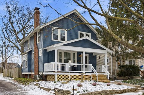 Photo of 2604 N 4th Street, Columbus, OH 43202 (MLS # 226008038)