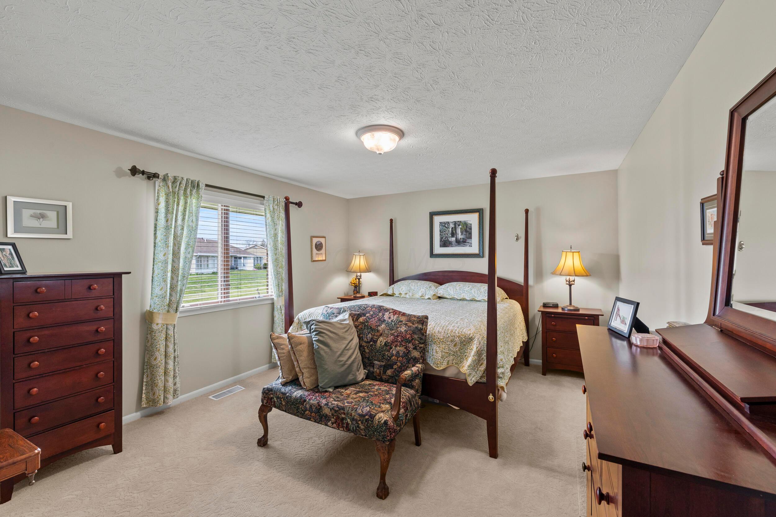 392 Bishop Drive, London, Ohio image 10
