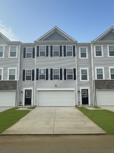 Photo of 131 Dusky Willow Drive, Etna, OH 43068 (MLS # 226002690)