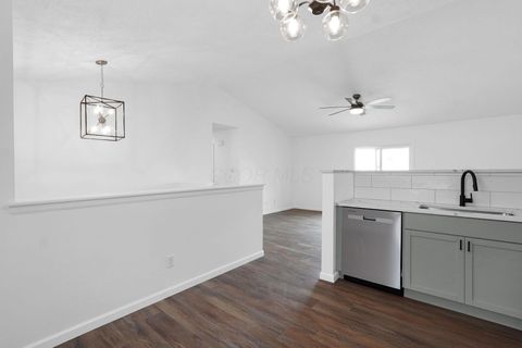 Tiny photo for 1659 Westmeadow Drive, Columbus, OH 43223 (MLS # 225045271)