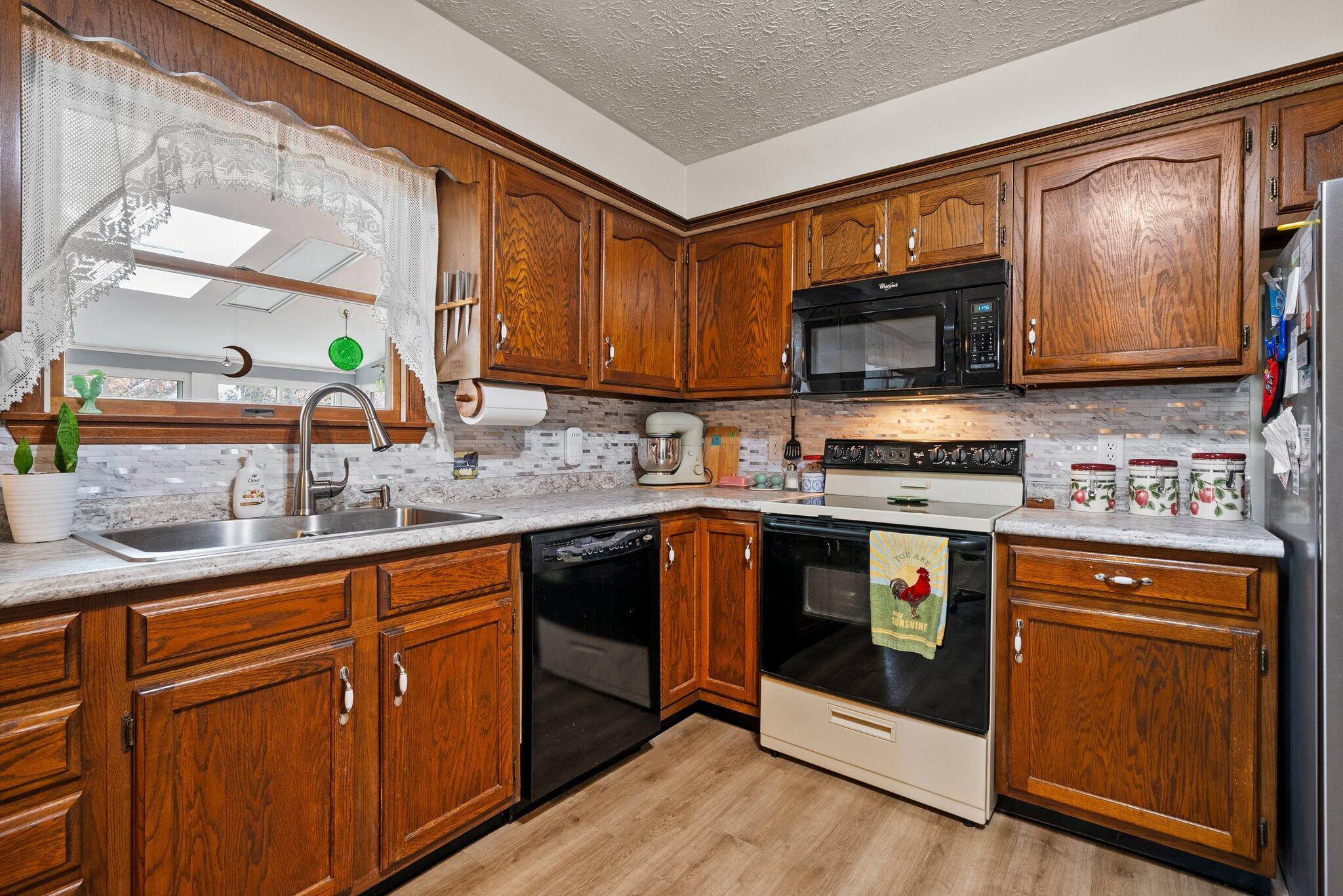 212 Otis Street, Sunbury, Ohio image 11