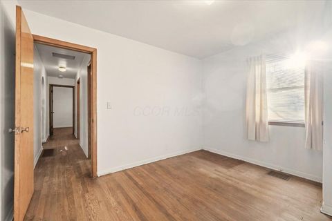 Tiny photo for 13222 New Delaware Road, Mount Vernon, OH 43050 (MLS # 226003209)