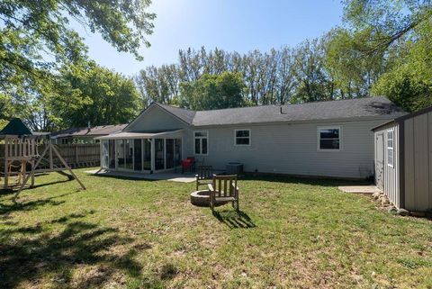 Tiny photo for 250 Jacqueline Drive, London, OH 43140 (MLS # 225044589)
