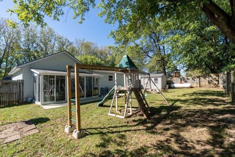 Tiny photo for 250 Jacqueline Drive, London, OH 43140 (MLS # 225044589)