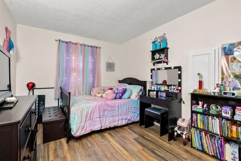 Tiny photo for 250 Jacqueline Drive, London, OH 43140 (MLS # 225044589)