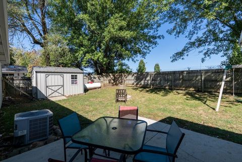 Tiny photo for 250 Jacqueline Drive, London, OH 43140 (MLS # 225044589)
