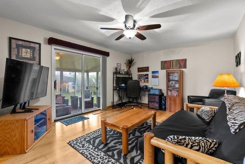 Tiny photo for 250 Jacqueline Drive, London, OH 43140 (MLS # 225044589)