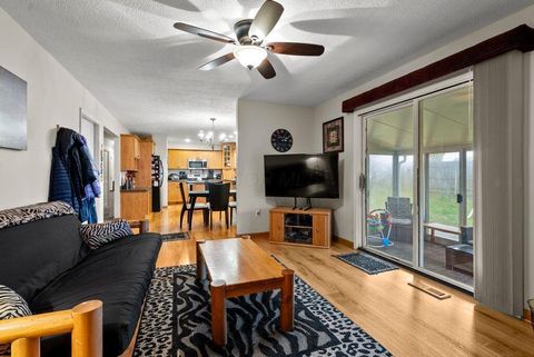 Tiny photo for 250 Jacqueline Drive, London, OH 43140 (MLS # 225044589)