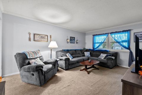 Tiny photo for 250 Jacqueline Drive, London, OH 43140 (MLS # 225044589)