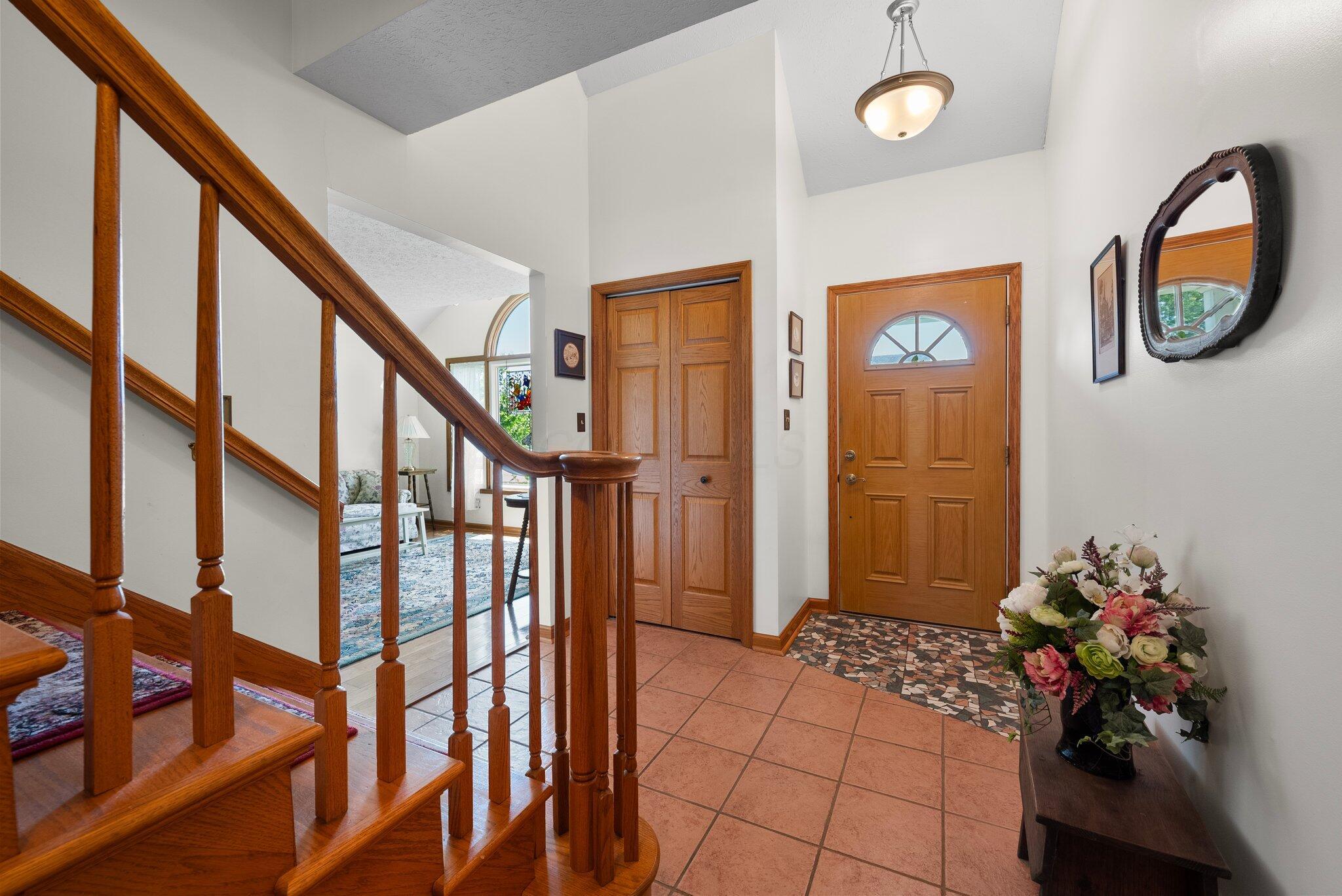 1102 Farmington Lane