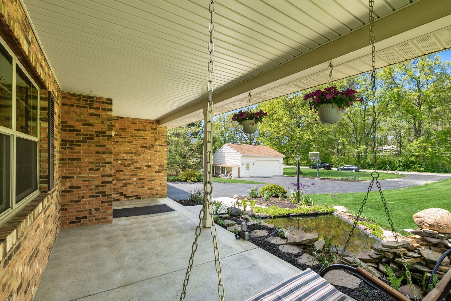 6429 Darling Road, Blacklick, Ohio image 12