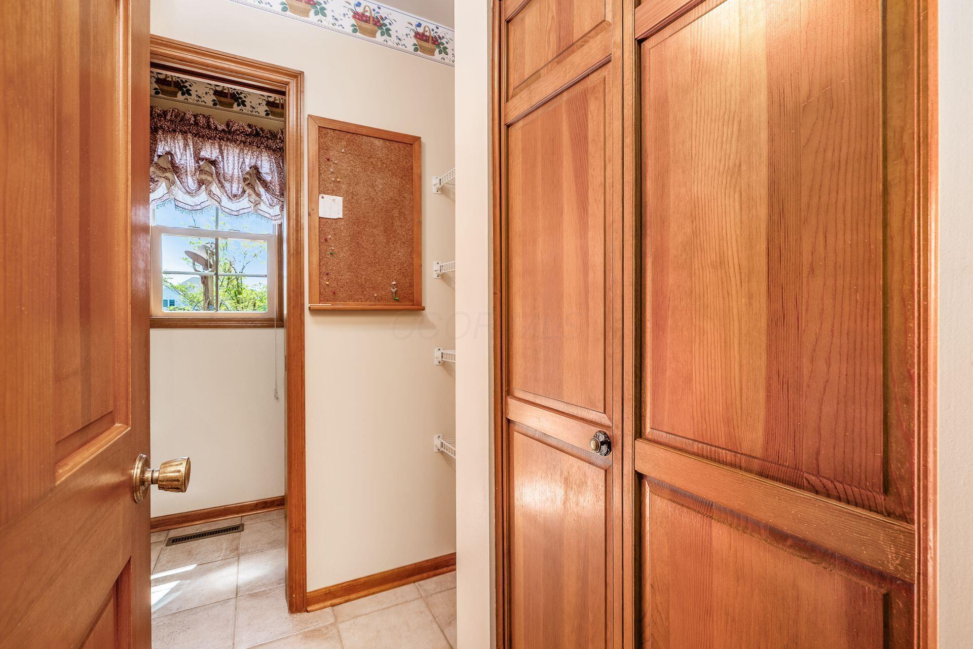 6429 Darling Road, Blacklick, Ohio image 27