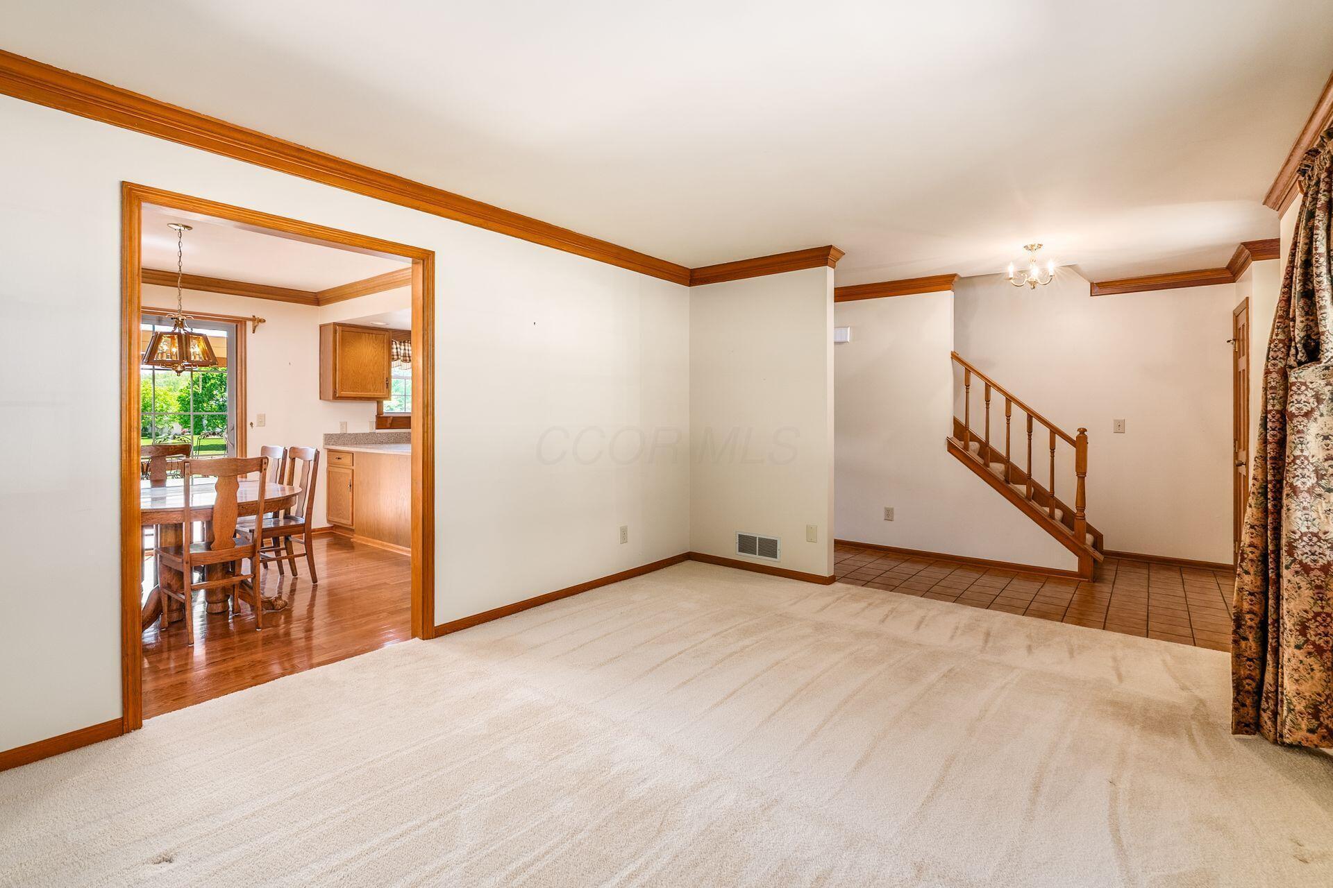 6429 Darling Road, Blacklick, Ohio image 16