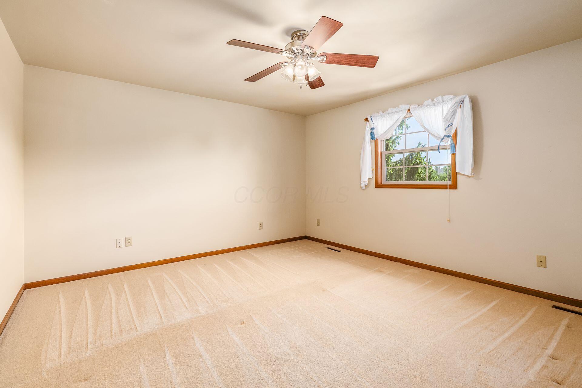 6429 Darling Road, Blacklick, Ohio image 36