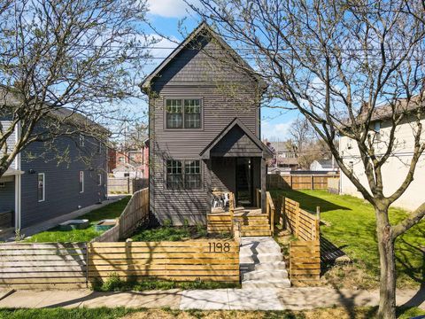 Photo of 1198 E Rich Street, Columbus, OH 43205 (MLS # 226011072)