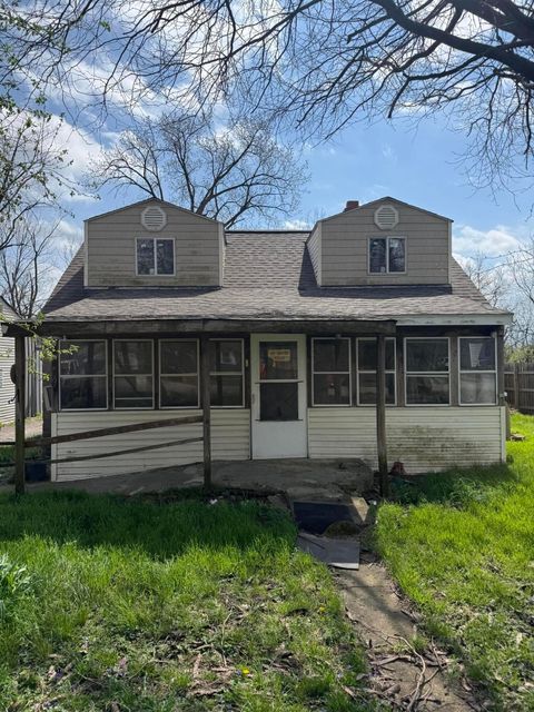 Photo of 839 Glendower Avenue, Columbus, OH 43207 (MLS # 226010401)