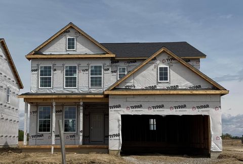 Photo of 6334 Amarena Drive Lot 316 #Lot 316, Hilliard, OH 43026 (MLS # 226010090)