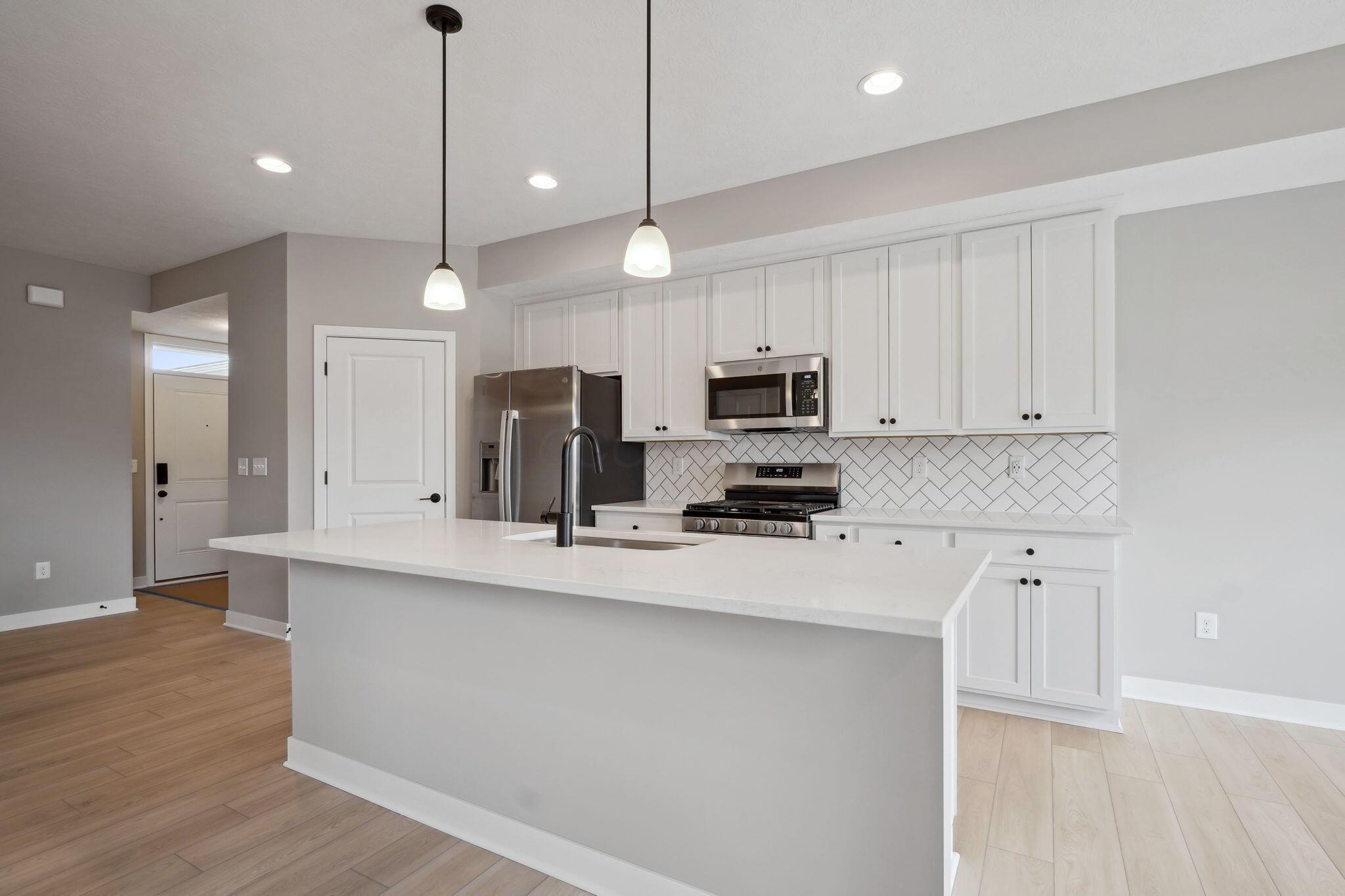 6338 Angelica Way, Westerville, Ohio image 7