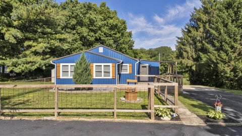 Photo of 4355 Jackson Pike, Grove City, OH 43123 (MLS # 226022173)