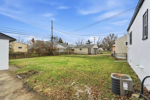 Tiny photo for 686 French Drive, Columbus, OH 43228 (MLS # 225046177)